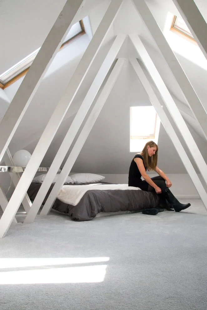Exposed Beams Simple Attic Bedroom
