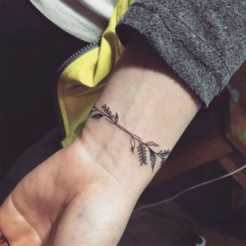 Simple Vine Wrist Band