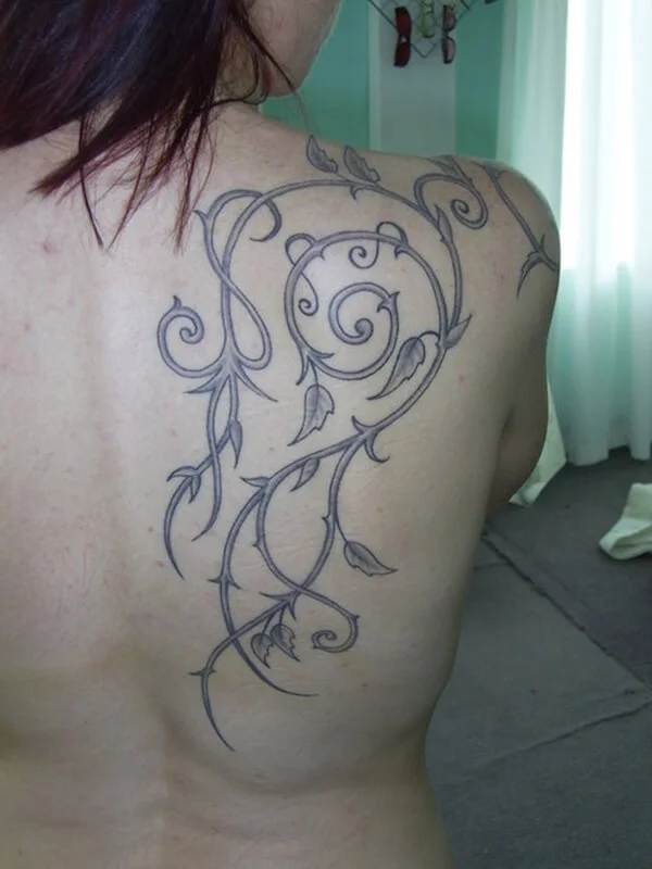Upper Back Vine Outline Ink