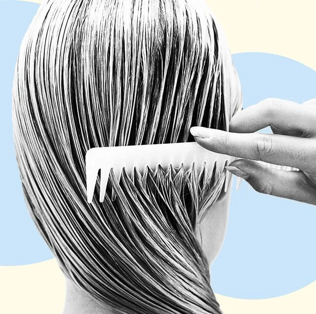 Use Proper Brush or Comb to Detangle Dry Hair