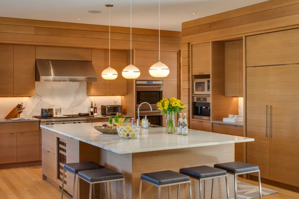 Wood and Marble Decor