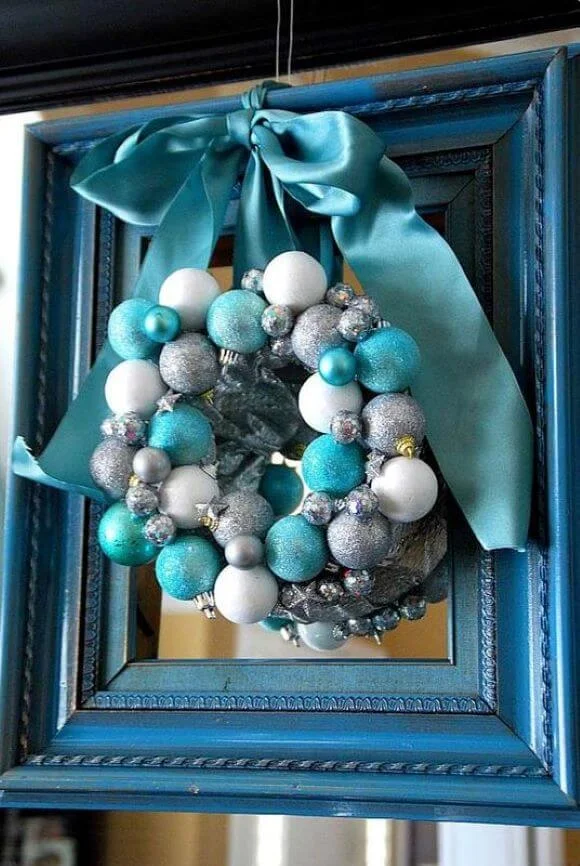 Creative Frame Wreath Decoration