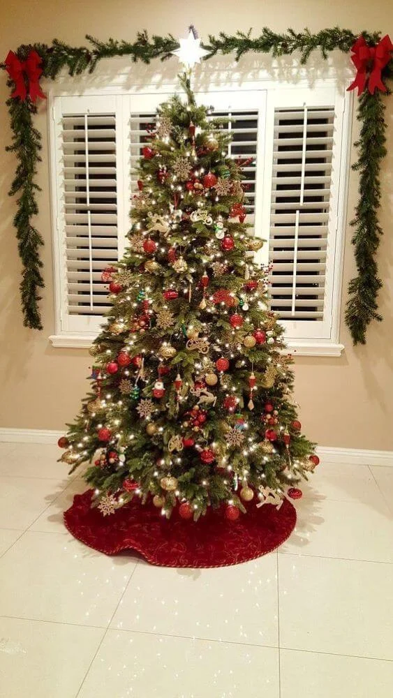 Red Gold Christmas Tree Decor