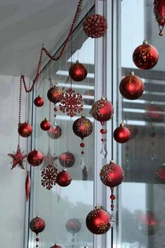 Window Decor In Festive Red Gold