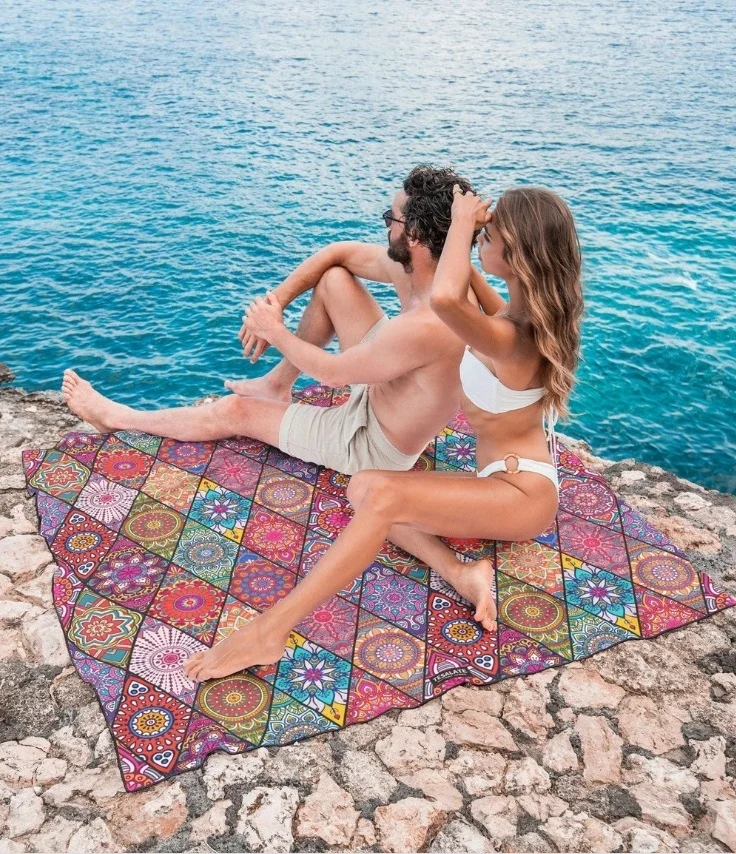 Tesalate Sand Free Beach Towel Review
