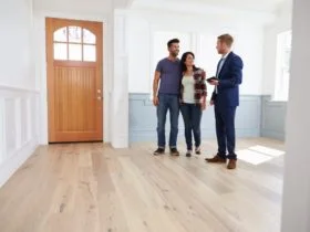 House Viewing 1