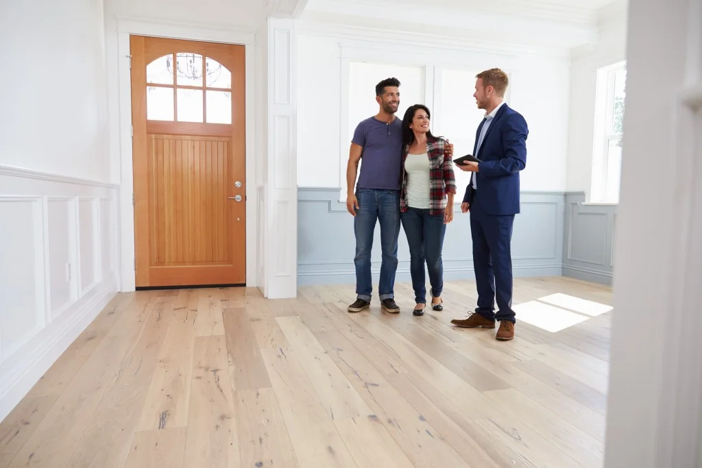 House Viewing 1