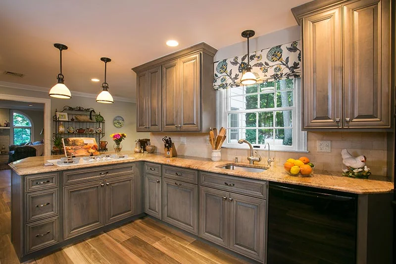 farmhouse kitchen cabinets 1