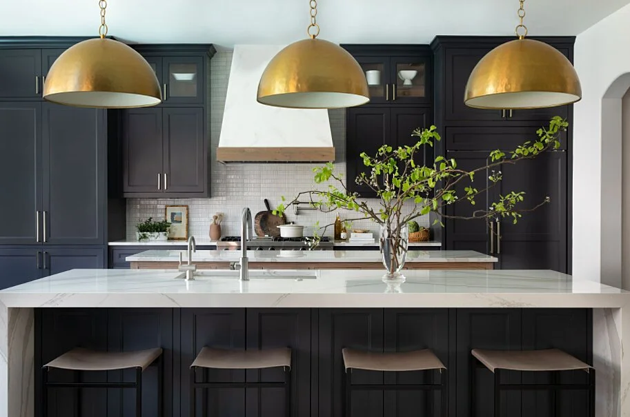 All-black-kitchen-cabinets
