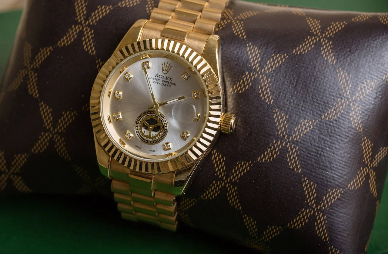 Restoring & Repairing Vintage Watches 1